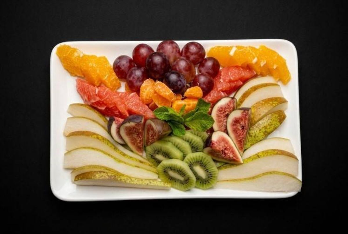 Platou Mixt de Fructe (Recomandat Pentru 4 Persoane)
